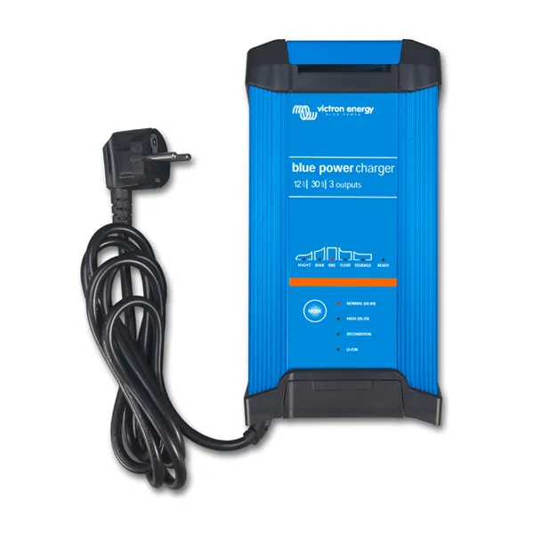 Nabíječka autobaterií BlueSmart 12V / 30A IP22 3 výstupy