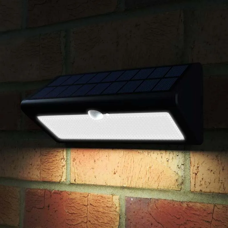 Solární bezpečnostní osvětlení SolarCentre Evo Wedge Pro 500 lm s pohybovým senzorem