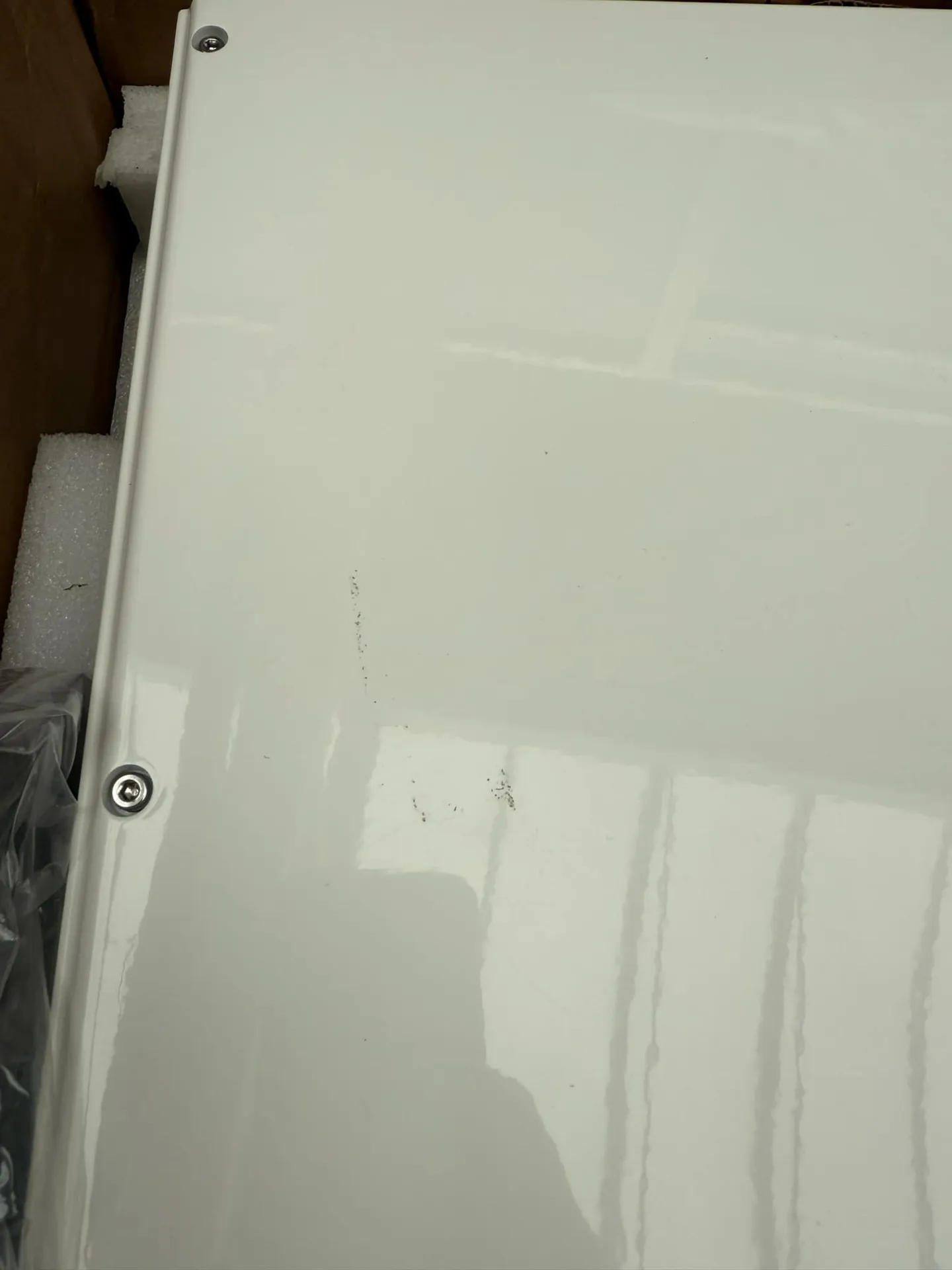 Hybridní měnič GoodWe 5048-EM 5000W 230V/48V (zánovní)