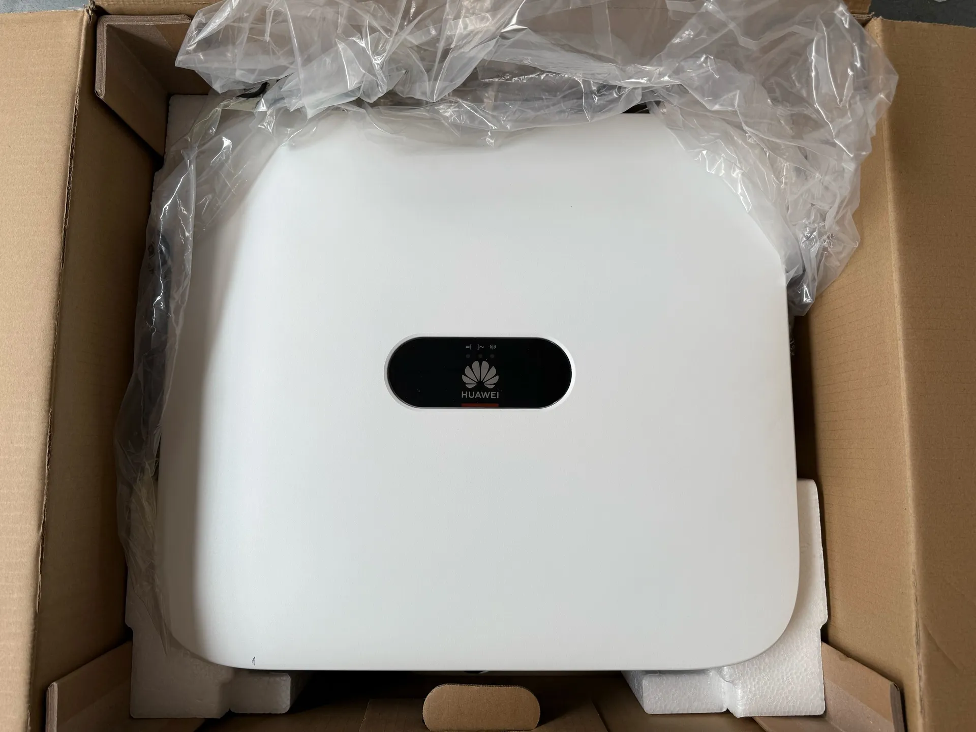 Trojfázový menič napätia Huawei SUN 2000-10KTL-M1 10000W (zánovní)